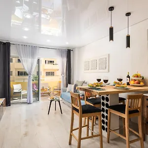 https://los-angeles-los-cristianos.tenerifehoteles.net